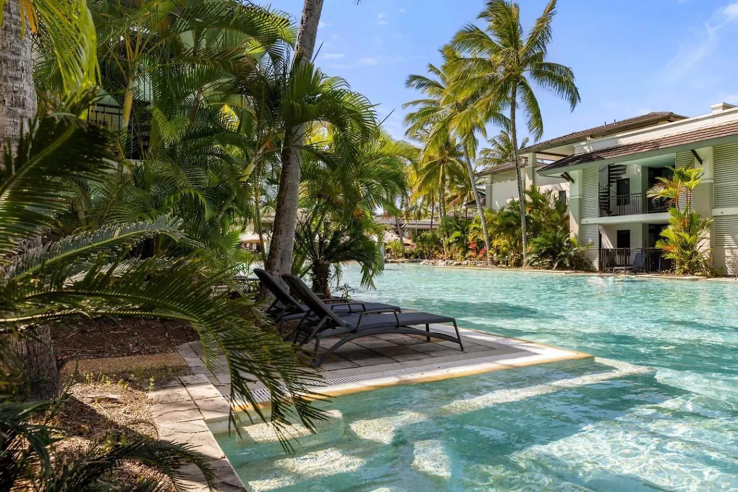 Lejlighed Sunny Swim-Out Serenity With Direct Beach Access Port Douglas